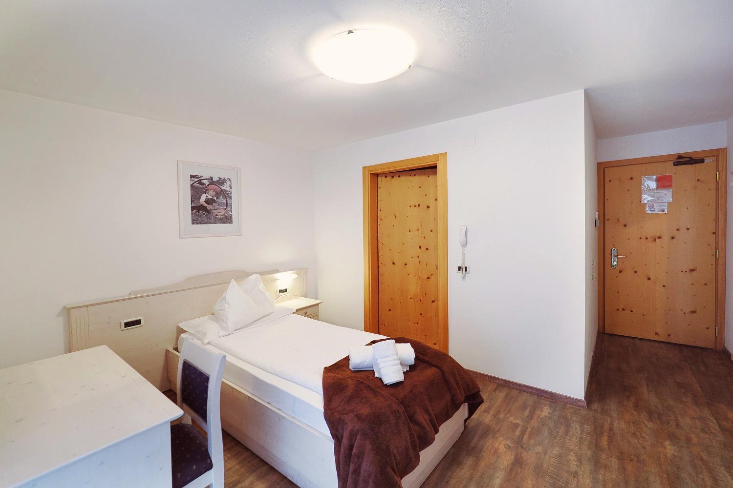 Hotel Europa Molveno Ngoại thất bức ảnh