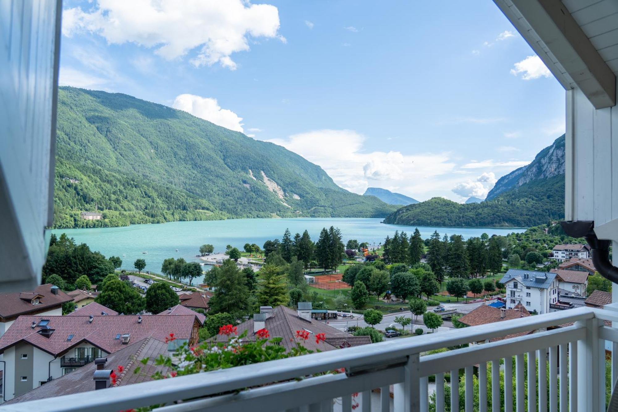 Hotel Europa Molveno Ngoại thất bức ảnh