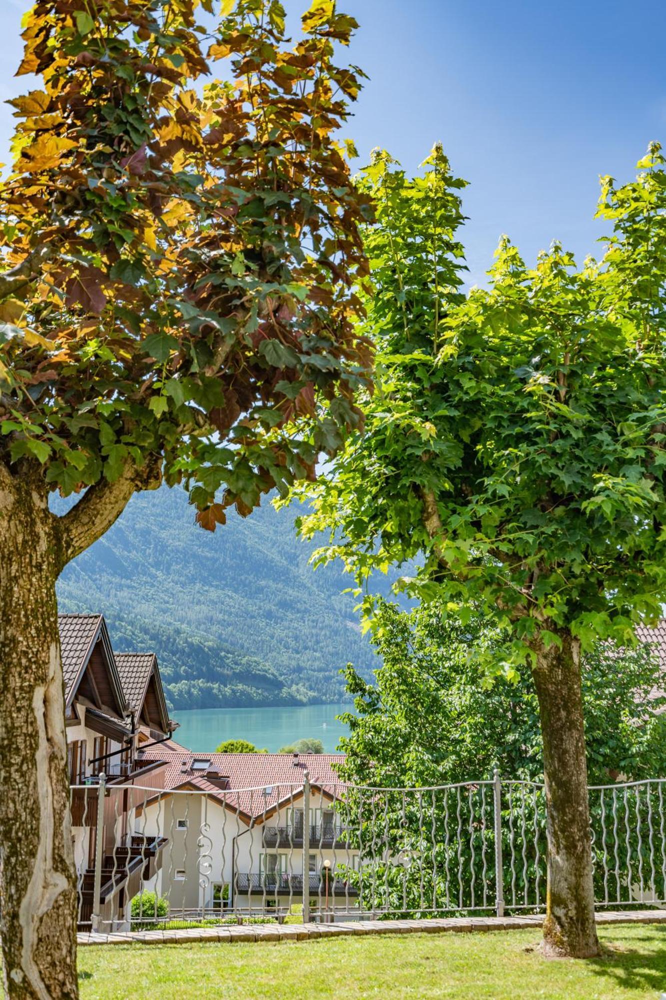 Hotel Europa Molveno Ngoại thất bức ảnh