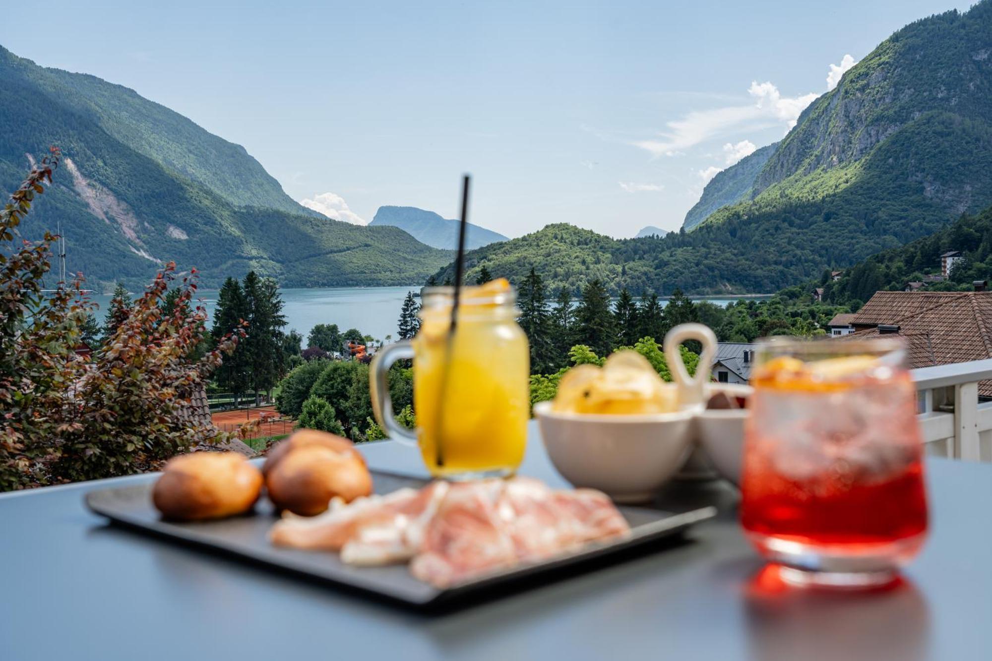 Hotel Europa Molveno Ngoại thất bức ảnh