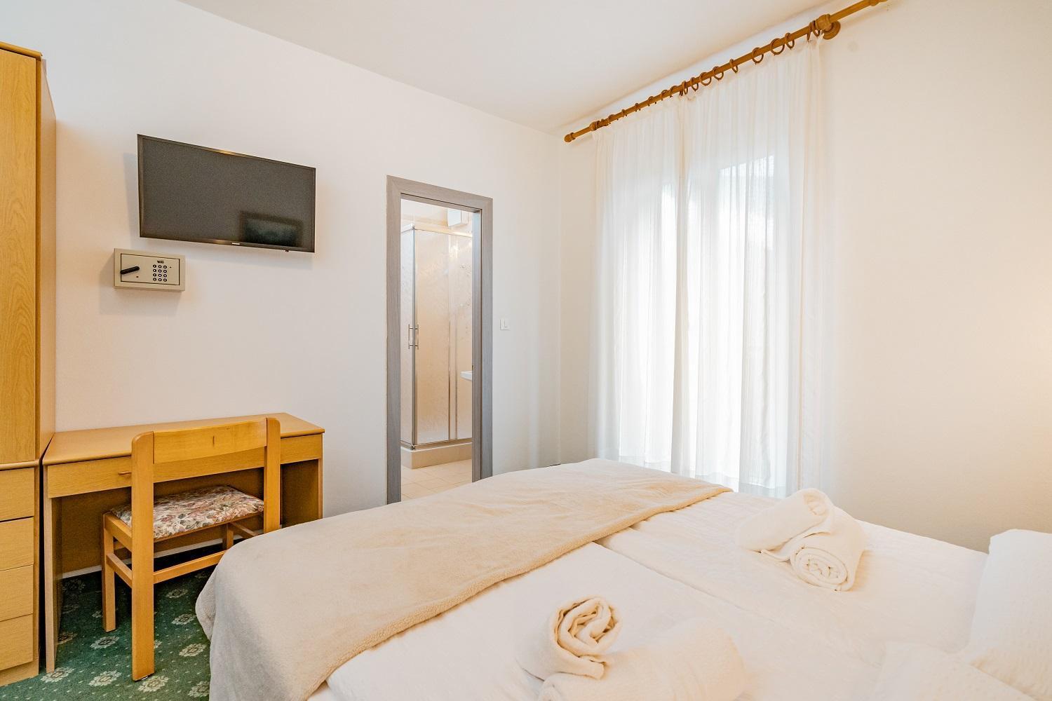 Hotel Europa Molveno Ngoại thất bức ảnh